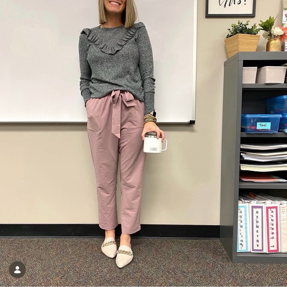 Gray Ruffle Knit Sweater - Picture 4 of 4